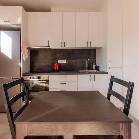 Stunning 2-Bedrooms Apartment In The Heart Of Athens Luaran gambar