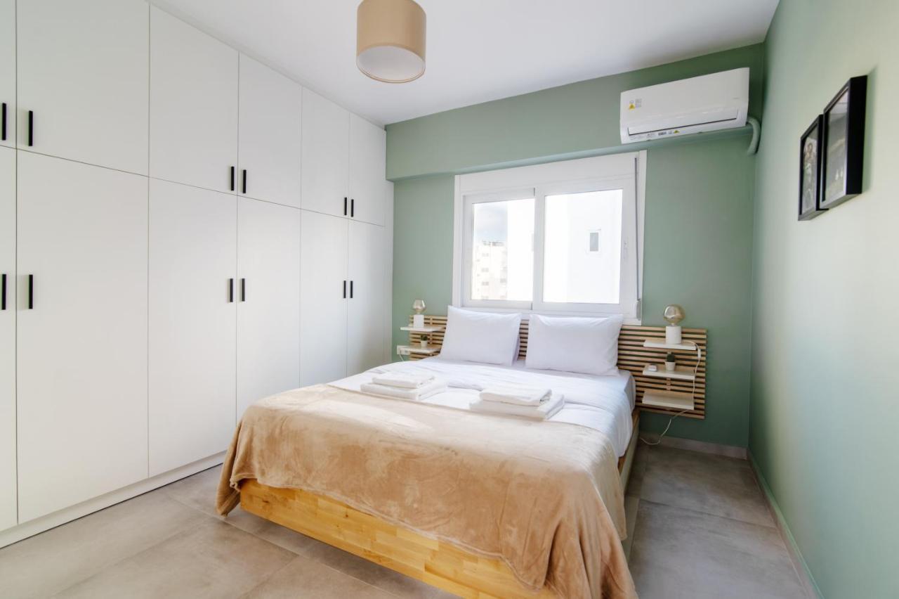 Stunning 2-Bedrooms Apartment In The Heart Of Athens Luaran gambar
