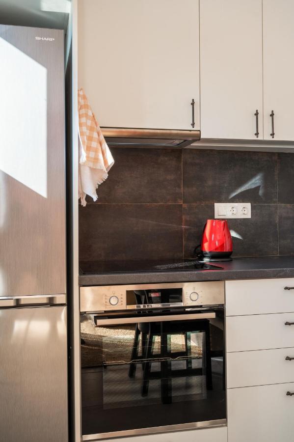 Stunning 2-Bedrooms Apartment In The Heart Of Athens Luaran gambar