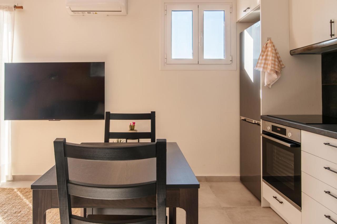Stunning 2-Bedrooms Apartment In The Heart Of Athens Luaran gambar